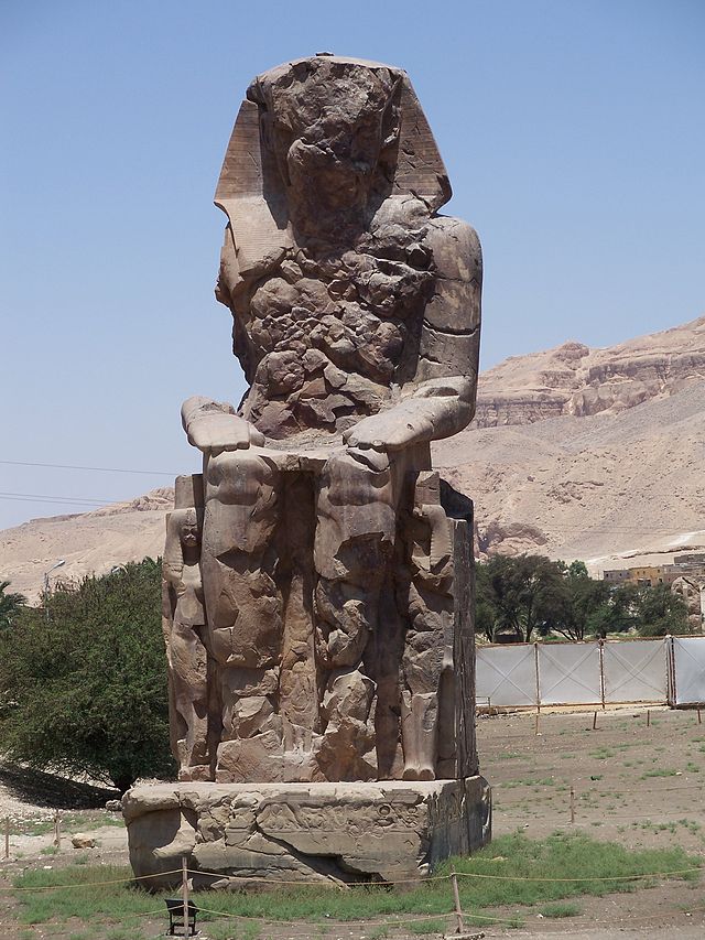 AmenhotepIII_South_Colossus