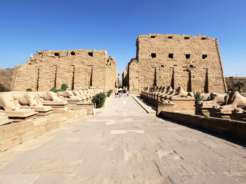 Luxor_luxor-karnak-temple1